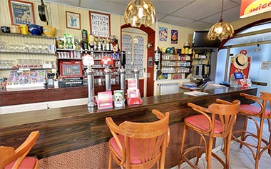 Bar à Saint-Trojan à Oléron à l'Hôtel de la Paix